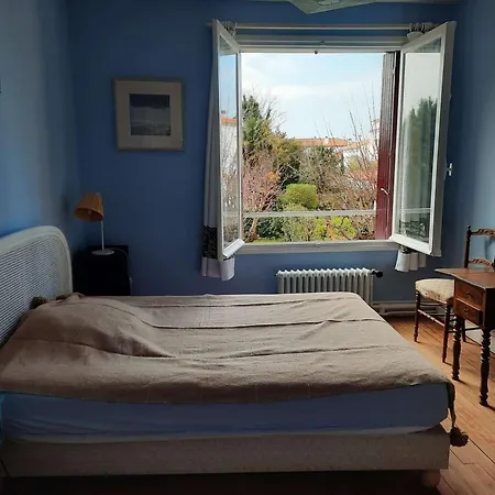 Maison Familiale Renovee Pour 13 Pers. A Royan, Proche - Fr-1-494-204 Nyaraló *
