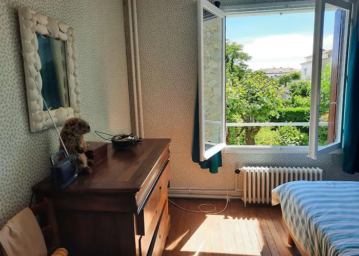 Сasa de vacaciones Maison Familiale Rénovée Pour 13 Pers. à Royan, Proche - Fr-1-494-204 Royan